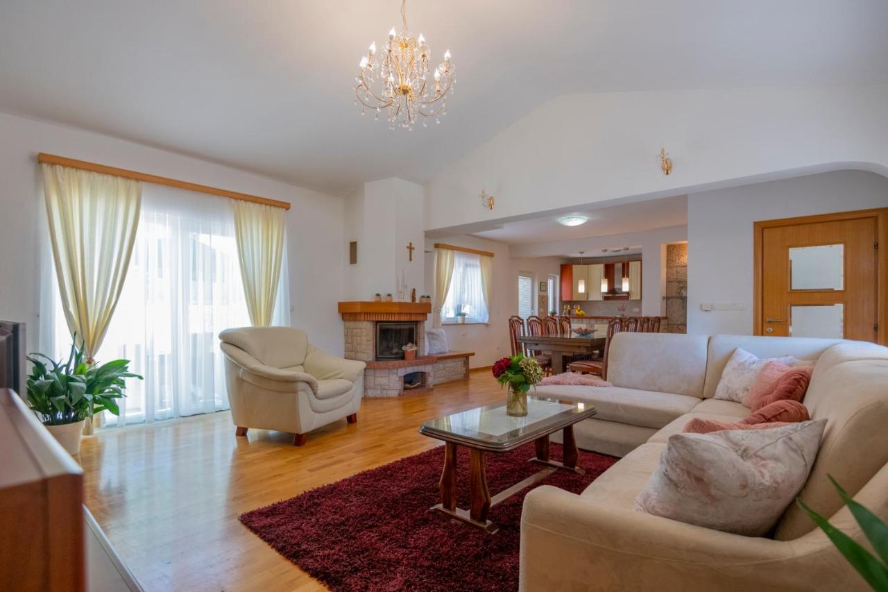 Villa Ita Zmijavci Exterior foto